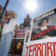 Illustration for article titled Columbus Day Protests Once Again Erupt As Nation Struggles With Its Dark, Anti-Italian Pastem/em